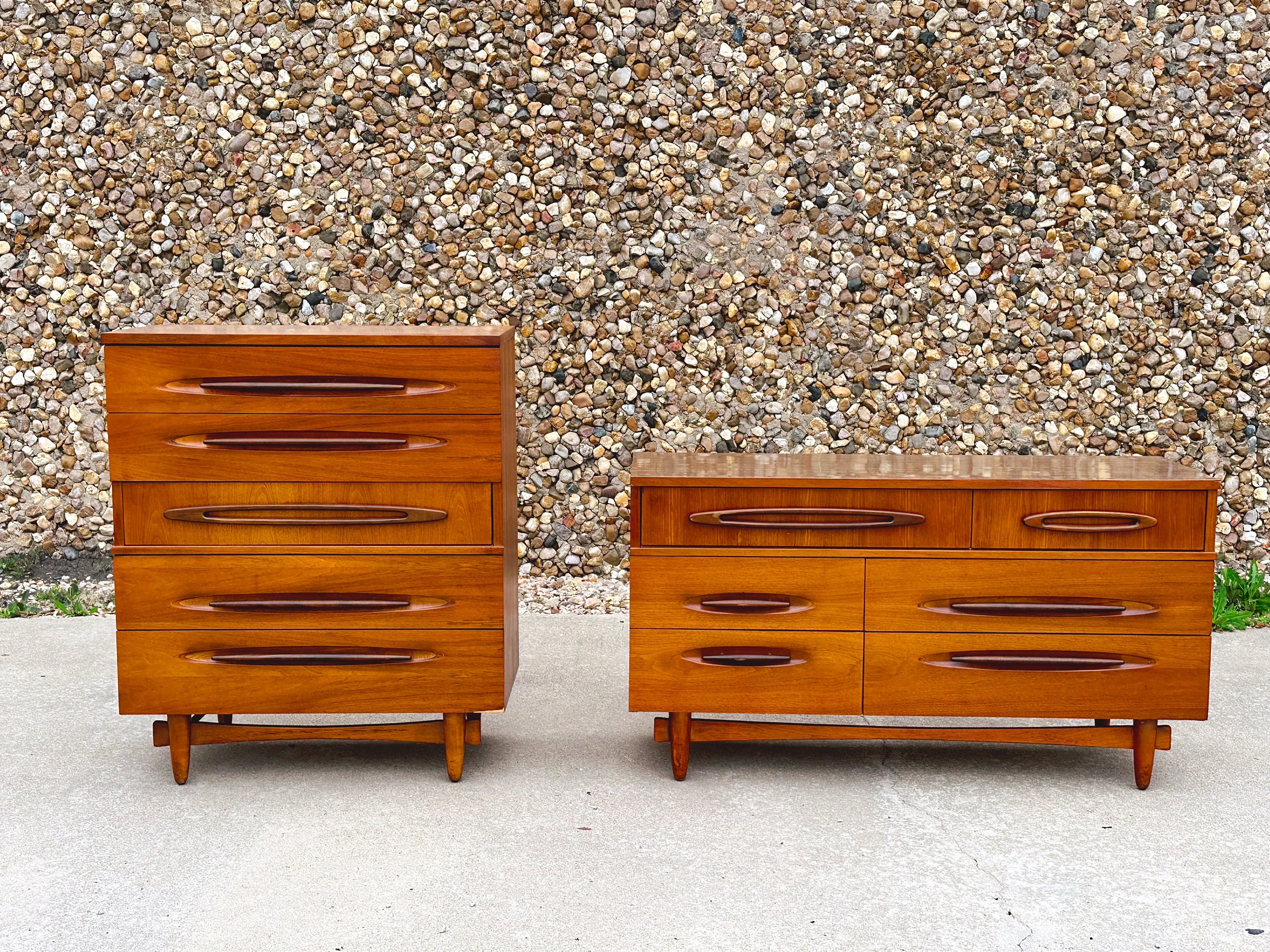 Vintage Mid Century Modern 5-Drawer Tallboy Dresser by Ward Furniture Mfg Co | SHIPPING NOT FREE | Bedroom Furniture Chest of Drawers - Image 3